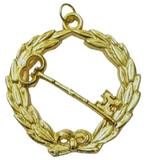 Grand Trustee Collar Jewel in Gold Tone