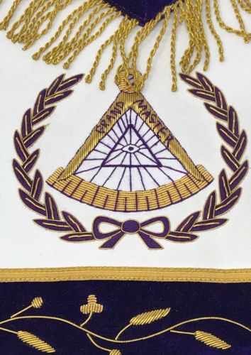 Grand Master Apron, close-up of the embroidery