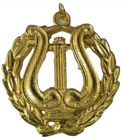 Grand Organist Collar Jewel in Gold Tone