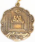 Freemason Symbols Key Chain, close-up of the medallion