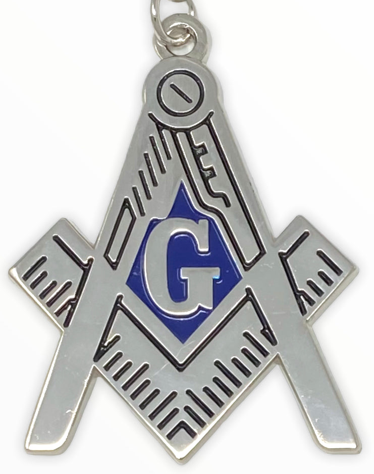 Masonic Square and Compass Key Chain In Silver Tone, close-up of the emblem